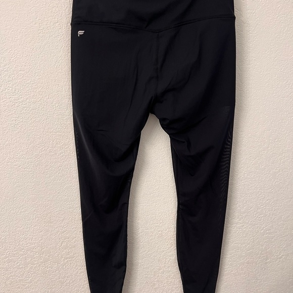 Fabletics black sheer leggings size medium - Picture 2 of 10